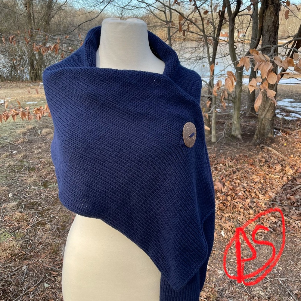 Pure Accessories Navy Knit Scarf